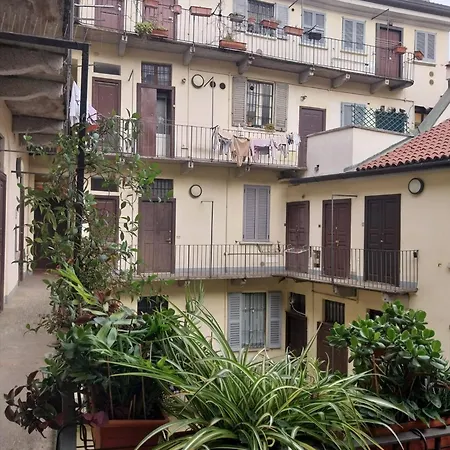 Dima's Navigli Center Apartment *